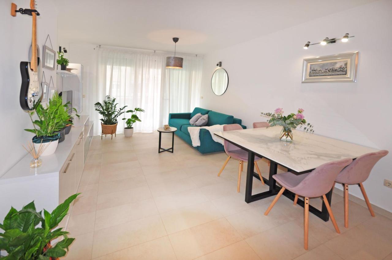 Family Apartment Noel - Омиш Экстерьер фото