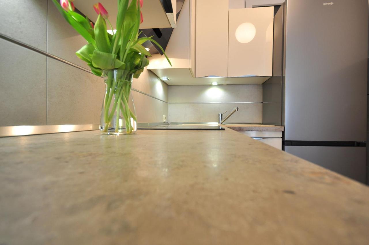 Family Apartment Noel - Омиш Экстерьер фото