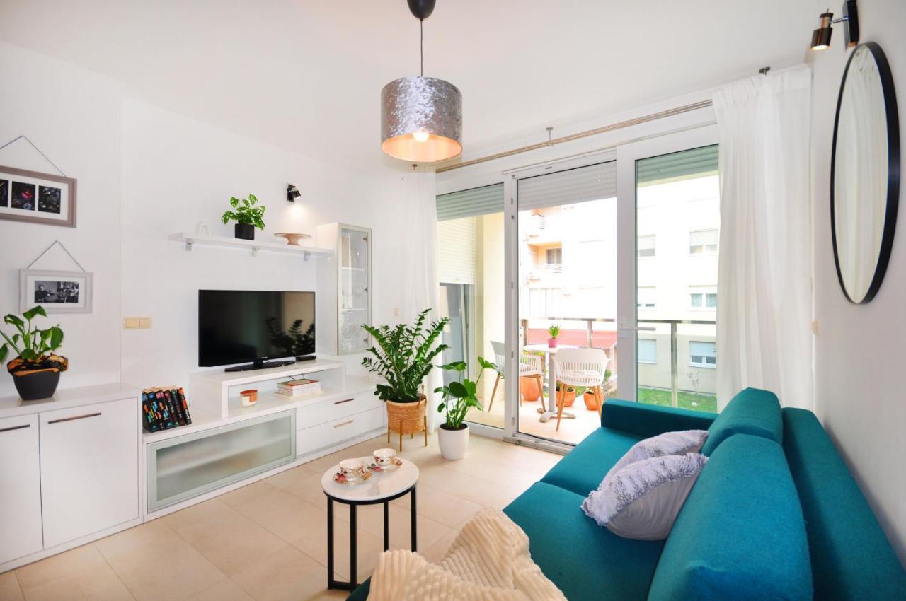 Family Apartment Noel - Омиш Экстерьер фото